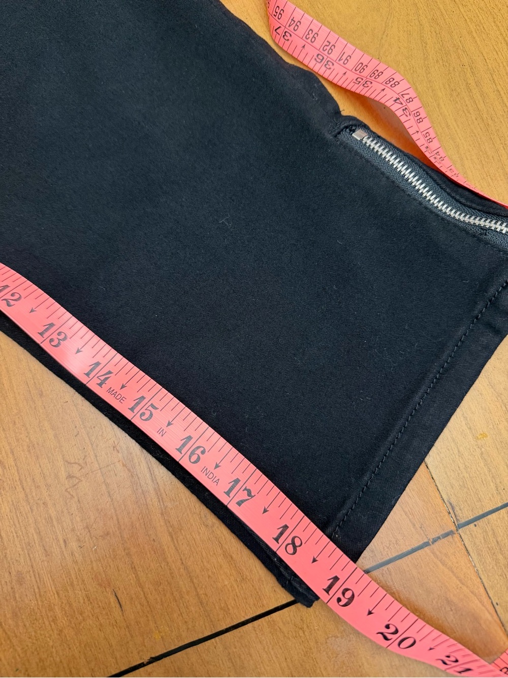 Sandpiper Black Stretch Denim Capri Pants 18 | Y2K Revival Streetwear Edgy Rock - Picture 8 of 9